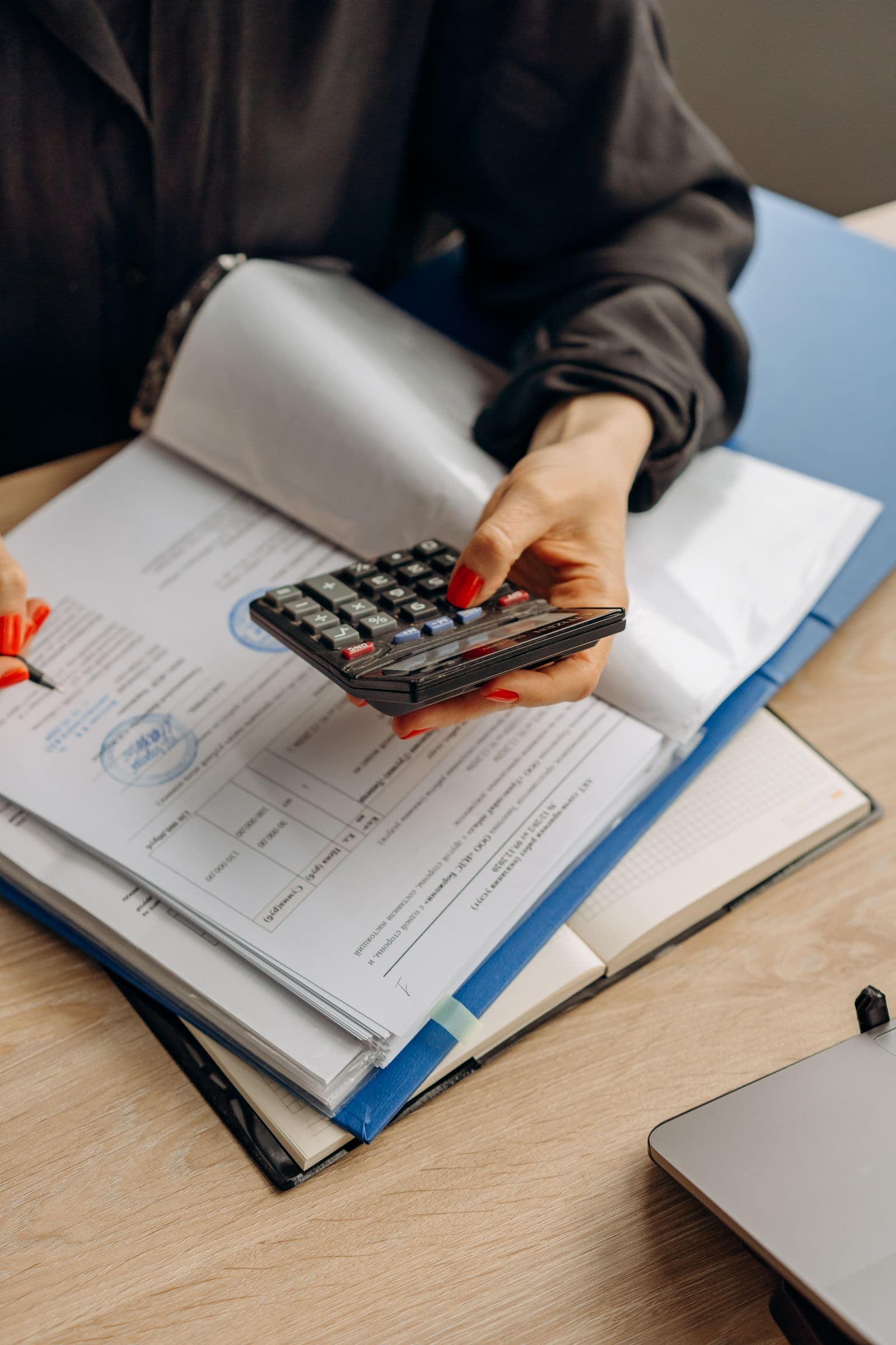 Business bookkeeping reports, statements, and financial analysis
